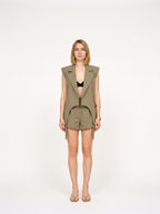 ALLEGRA - Chic con cattive intenzioni.