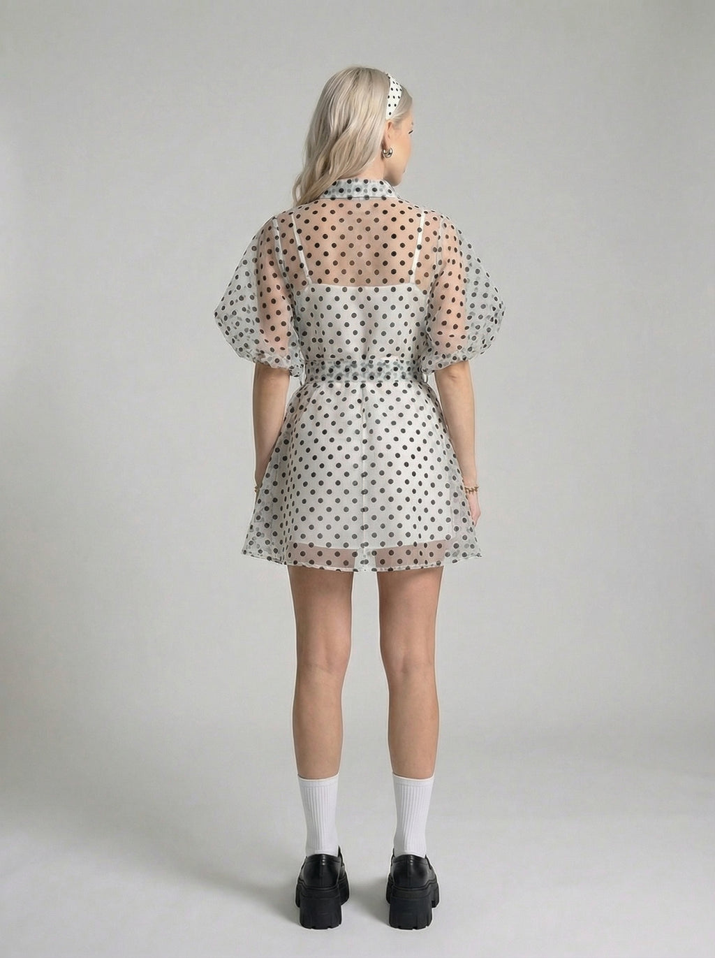 DAFNE – Sublime come una foglia di lauro.