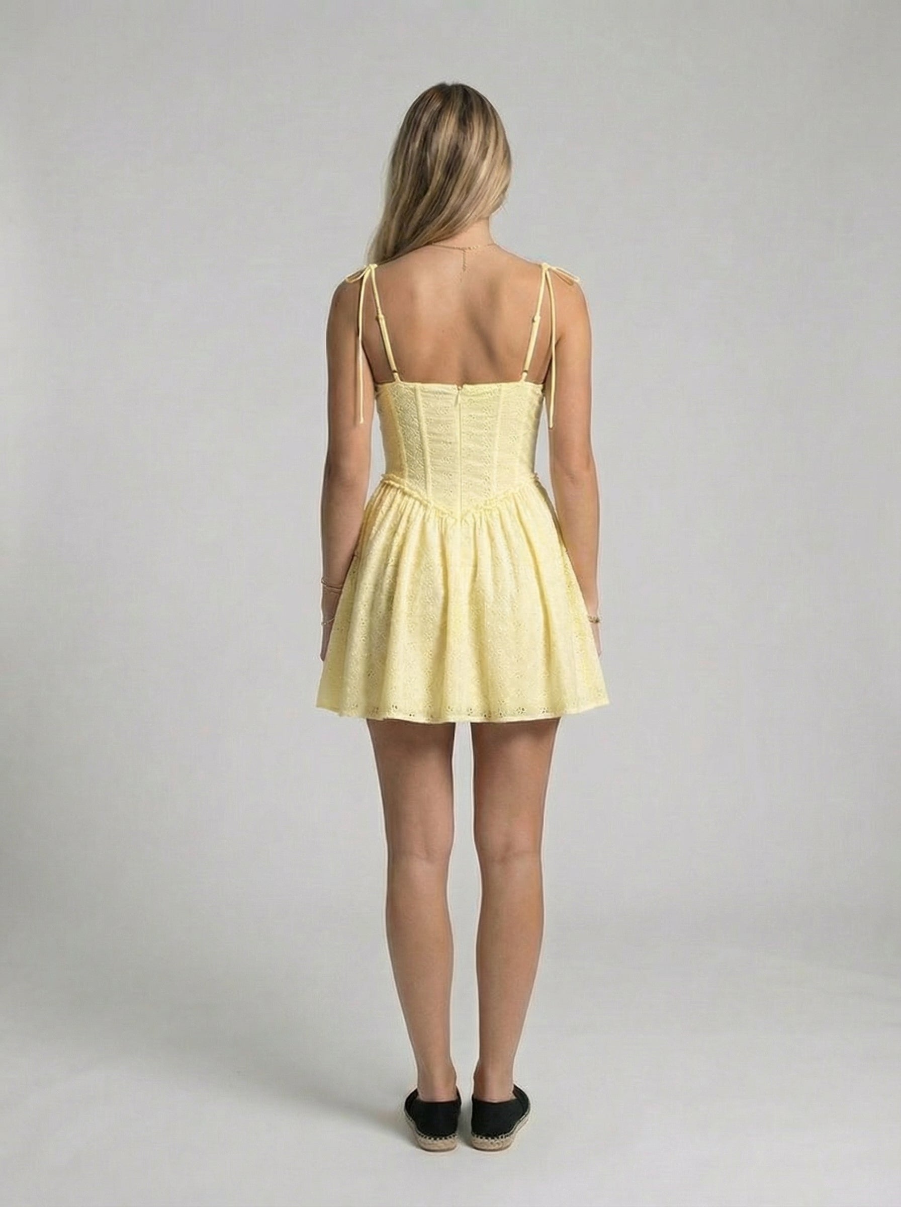 ELENI – Luce che avvolge.