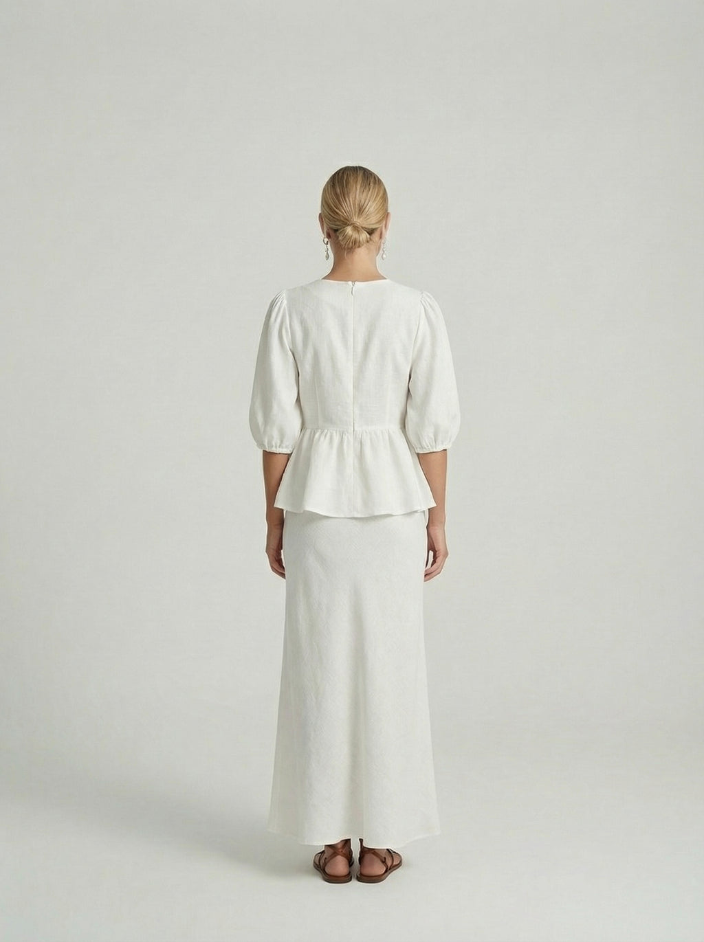 MELINA – Femminilità calda.