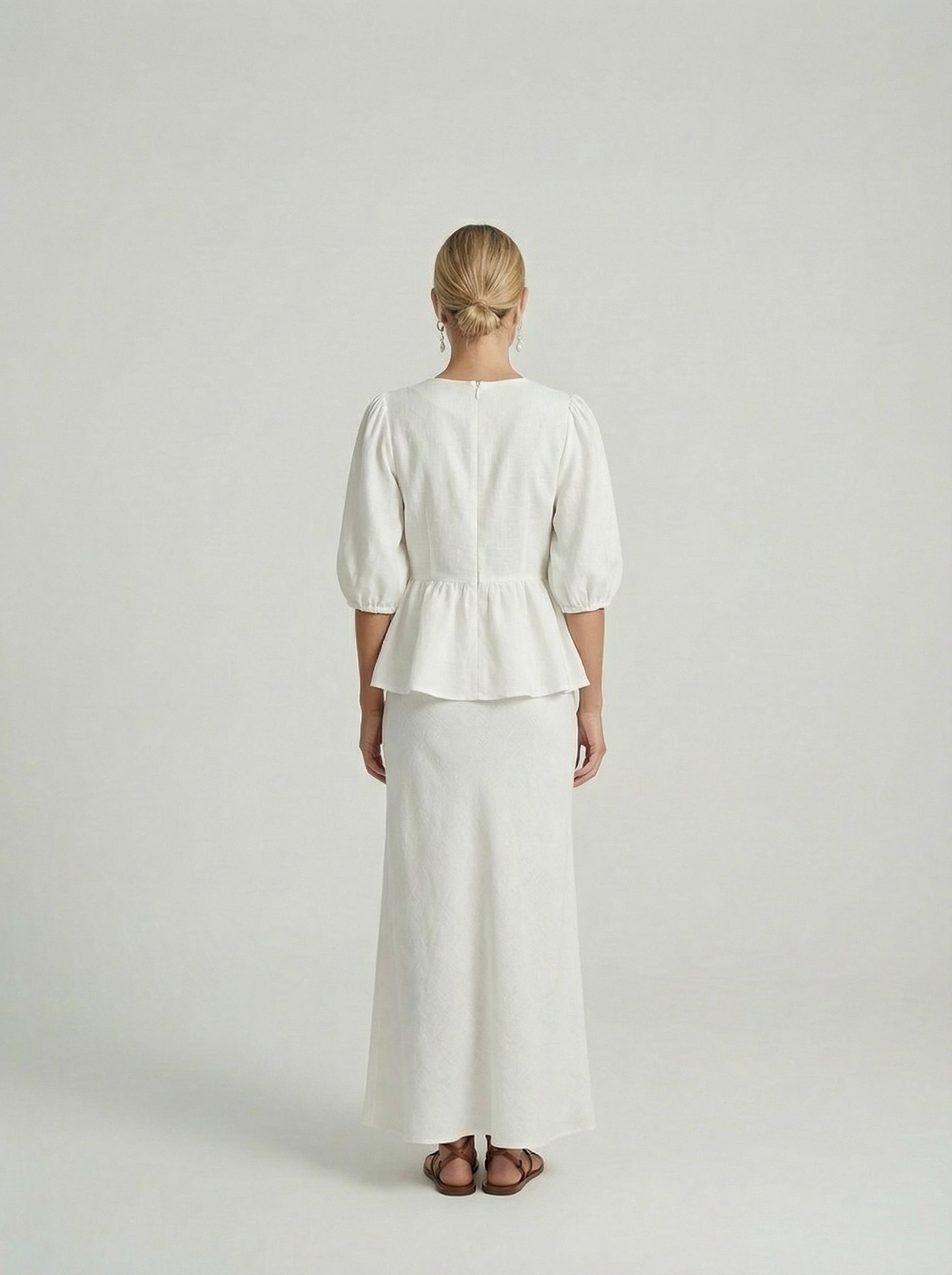 MELINA – Femminilità calda.