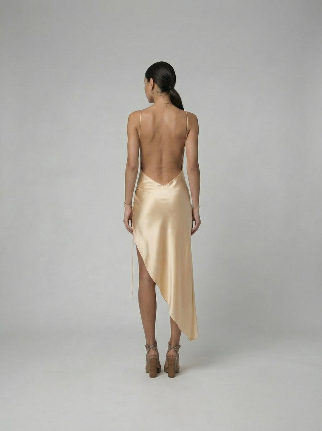 AMÉLIE – L'istinto della notte.