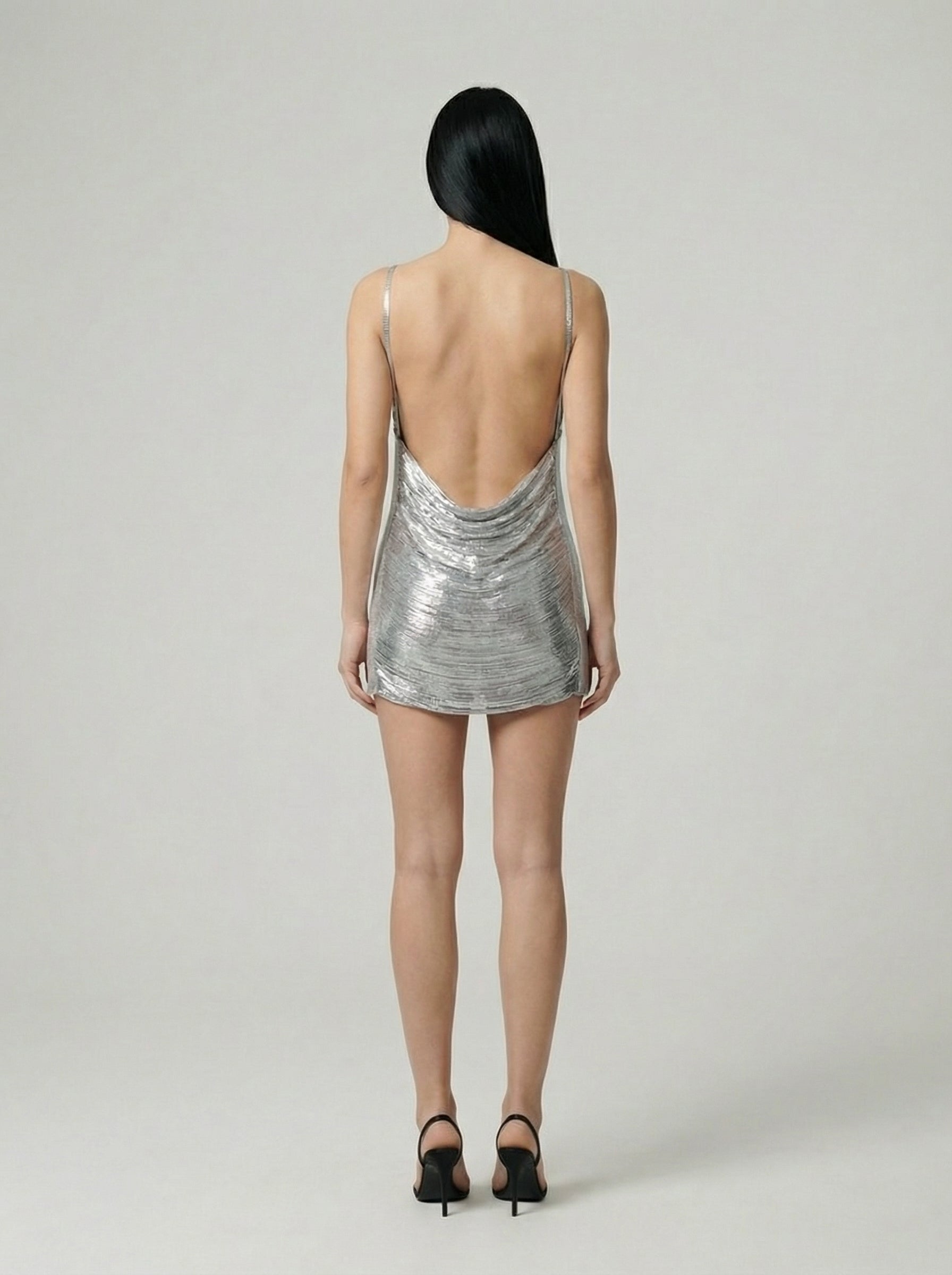 LEYLA – Eclissi d'argento.