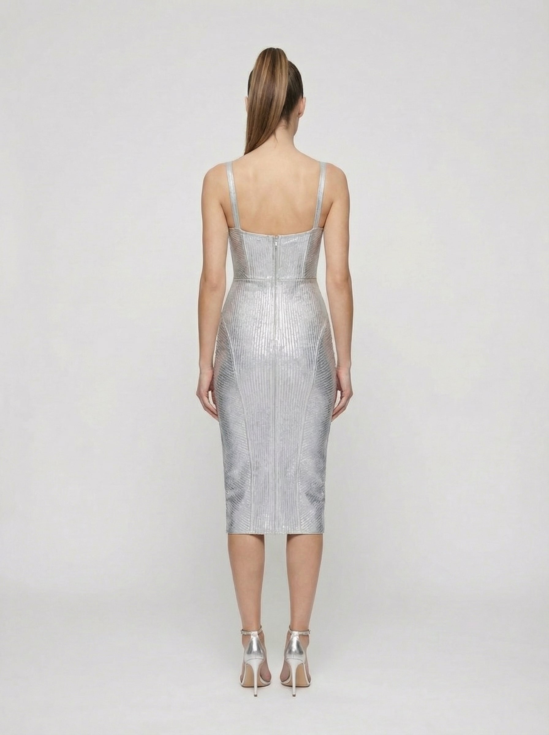 FATMA – Scolpita nel cromo.