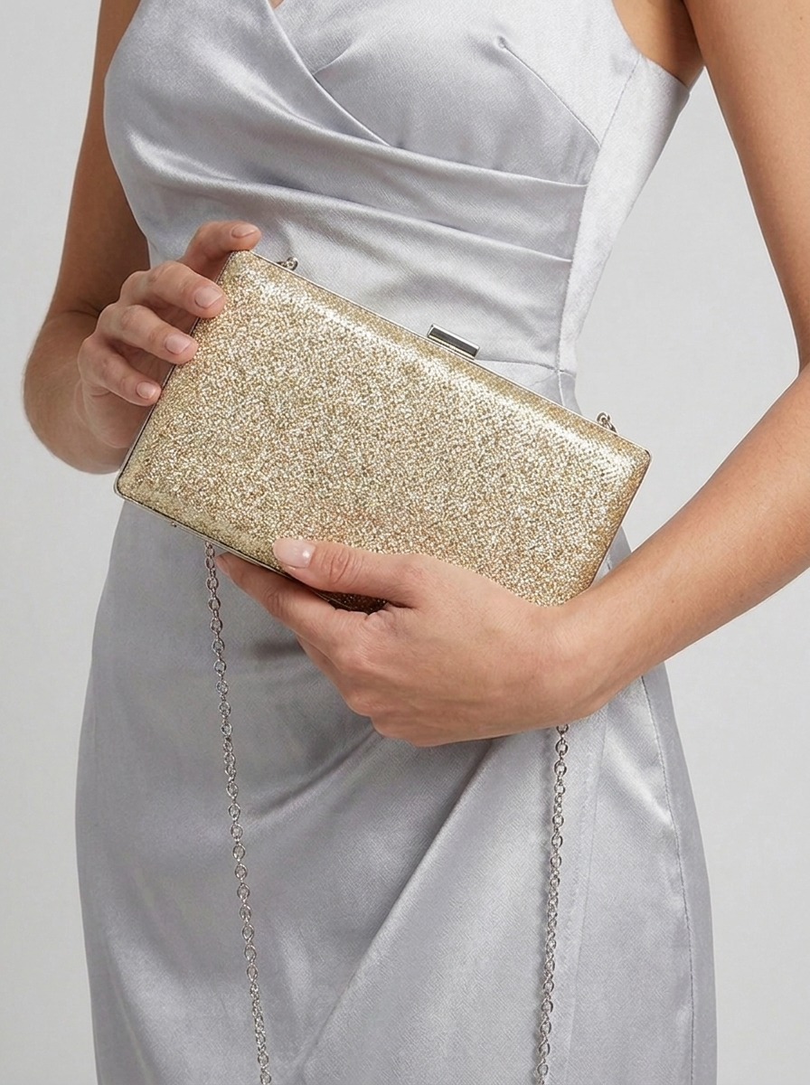 FAFILA - Too Glam To Hide.